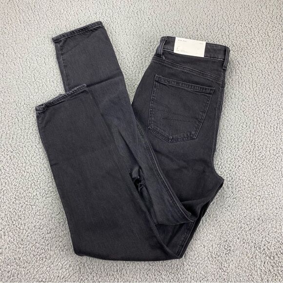 American Eagle Women's Strigid High-Waisted Stretch Mom Jean  | Size: 2 Regular - Picture 6 of 15